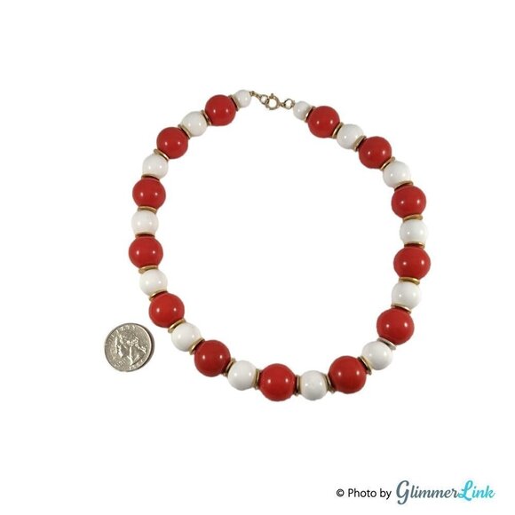Vintage Red White & Gold Tone Lucite Beaded Necklace - Picture 6 of 11